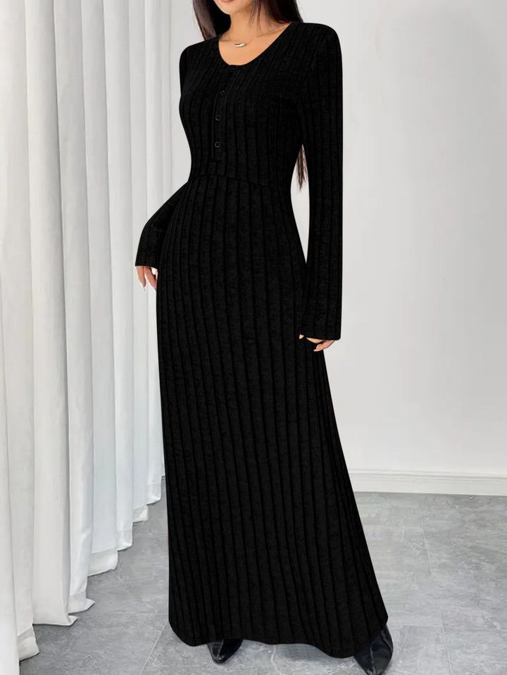 Damen Geripptes Tailliertes Maxikleid mit Knopfpatent und Rundhalsausschnitt Drune
