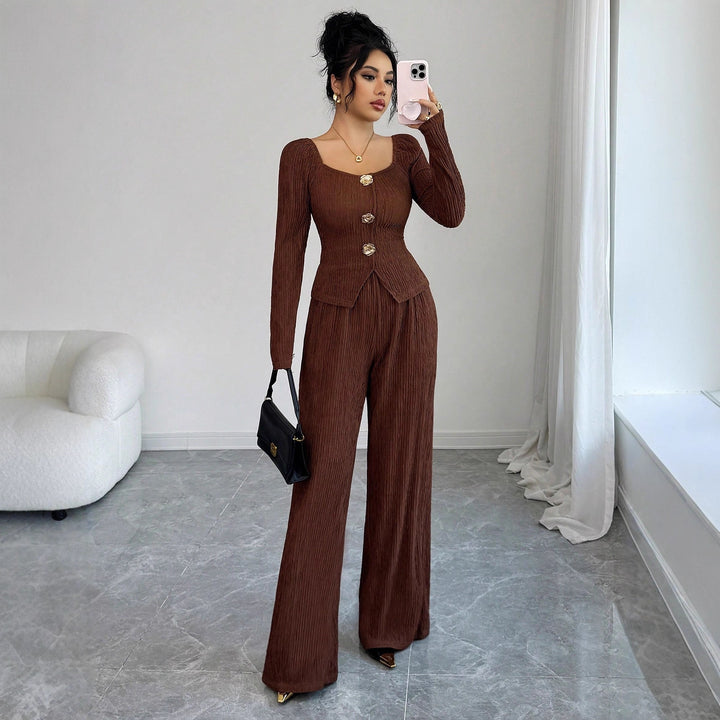 Damen nan tailliertes Blusen- und Hosen-Set aus Crinkle-Plissee mit Puffärmeln und Zierknöpfen Drune