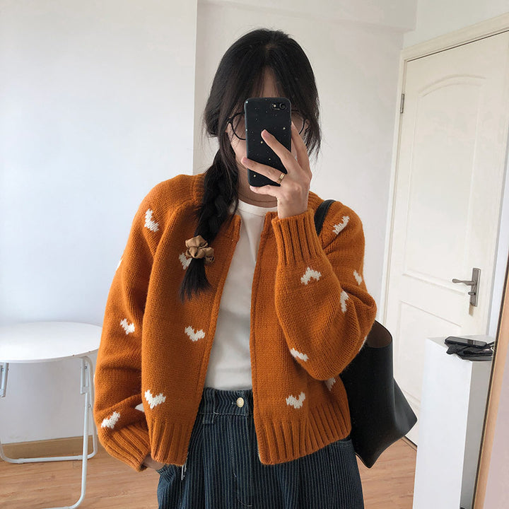Damen gemütliche Strickjacke mit Herzmotiv und eleganter Knopfdetail Drune