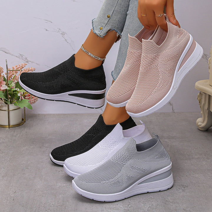 Damen Komfortable Wedge-Sneaker aus atmungsaktivem Strickmaterial Drune