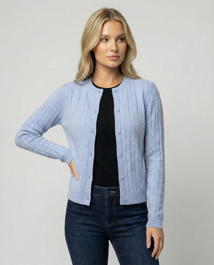 Damen kurzes Zopfmuster-Cardigan mit Rundhalsausschnitt und minimalistischer Knopfleiste Drune