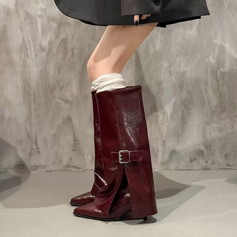 Damen Kniehohe spitz zulaufende Lederstiefel mit seitlicher Deko-Schnalle und sculpted Absatz Drune