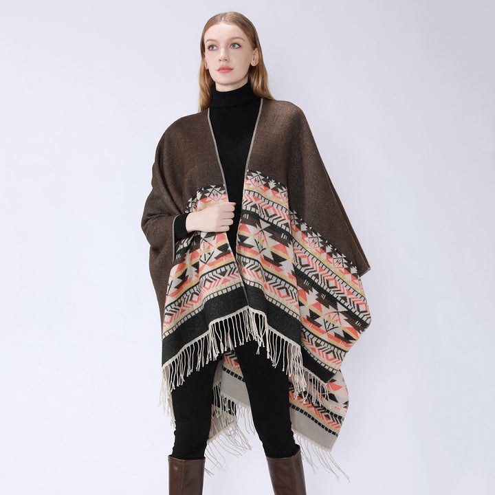 Damen V-Kragen-Überwurfponcho im Kimono-Fall mit Ethno-Bordüre und Fransensaum Drune
