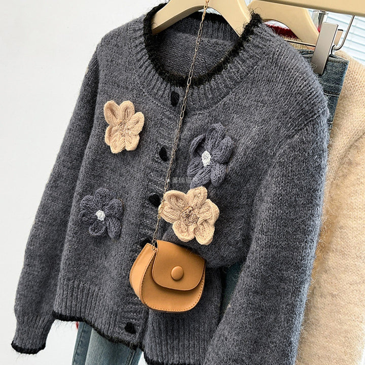 Damen Kuscheliger Strickcardigan mit Blumenapplikationen Drune