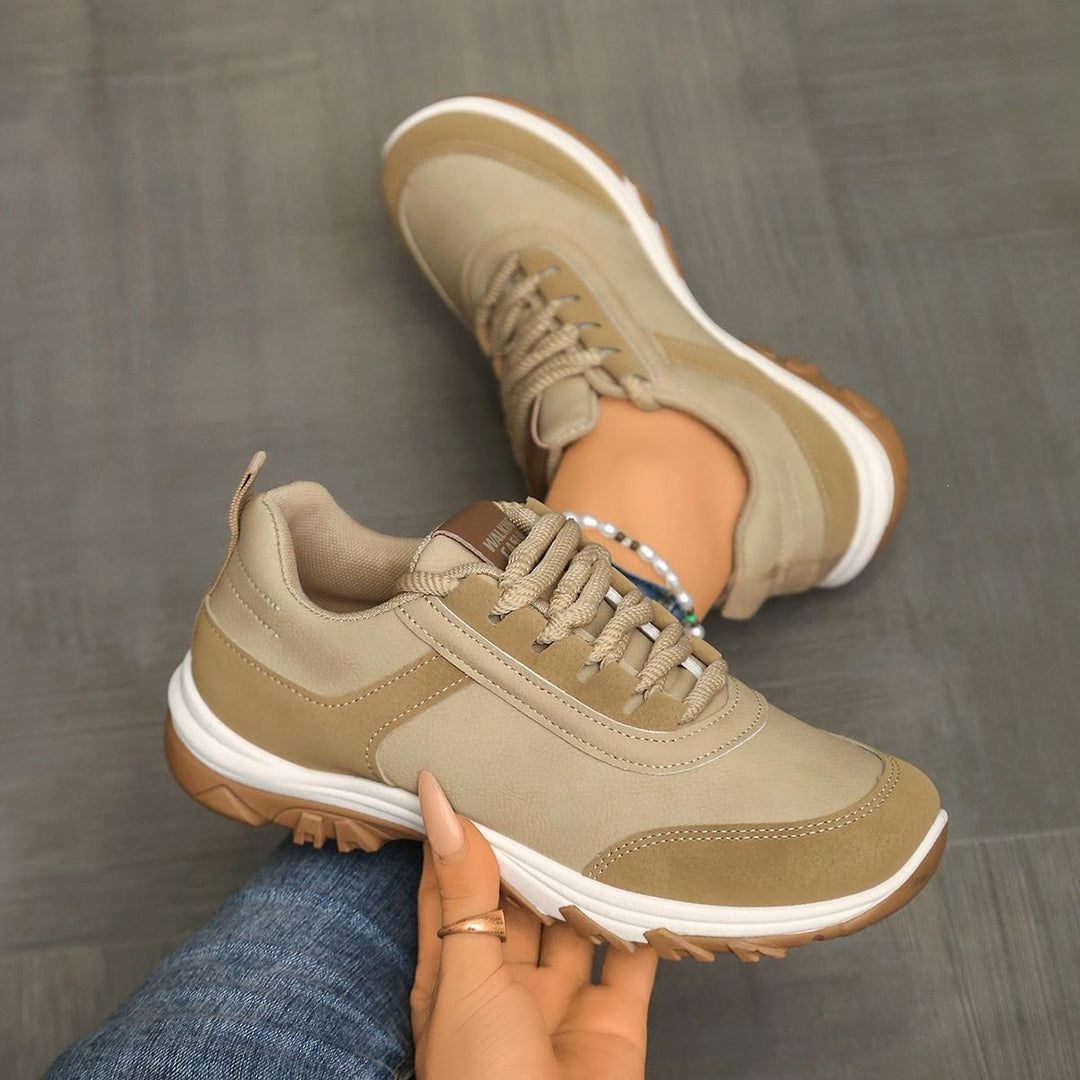 Damen Leichter Walking‑Sneaker mit profilierter Gummisohle und gepolstertem Komfortfußbett Drune