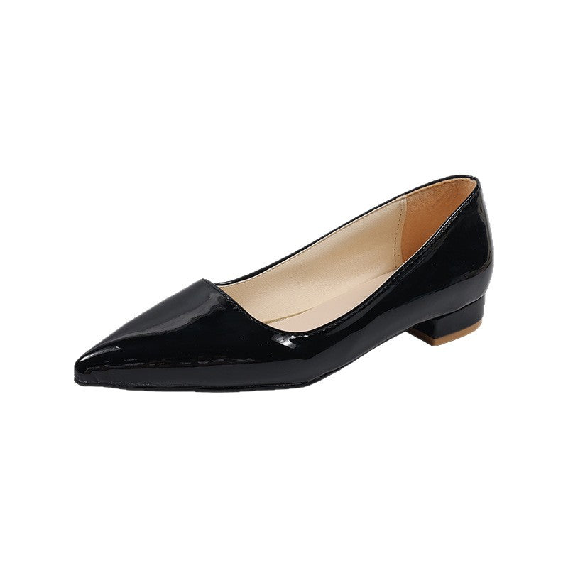 Damen Lack-Pumps mit spitzer Zehenform, gepolstertem Komfortfußbett und kurzem Blockabsatz Drune