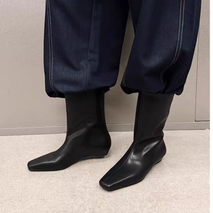 Damen Weiche kniehohe Slouch-Boots mit spitzer Zehenform und ergonomischer Flachsohle Drune