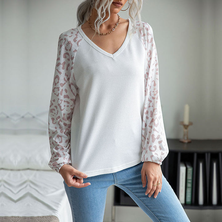 Damen Feinstrick-V‑Neck-Shirt mit Waffelstruktur und Chiffon-Leopardenärmeln Drune