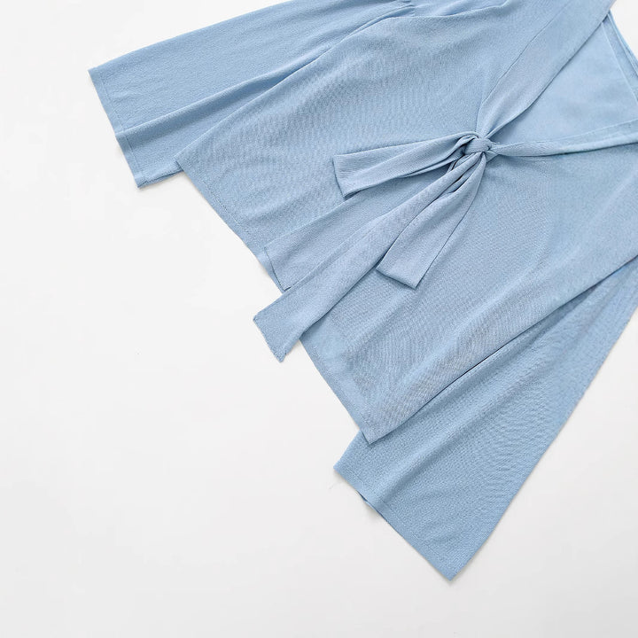 Damen Luftige Bluse mit romantischen Rüschendetails und Bindeband Drune