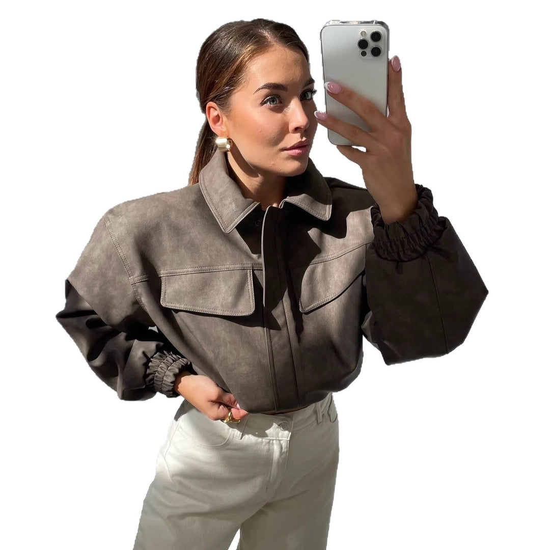 Damen Kurz geschnittene Kunstlederjacke mit aufgesetzten Brusttaschen Drune