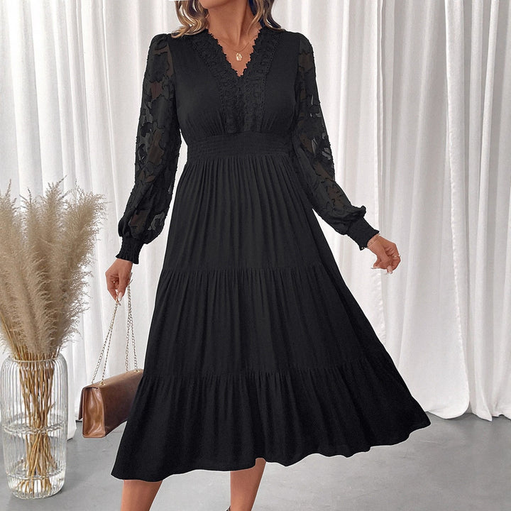 Damen Elegantes Maxikleid mit Spitzendetails Drune