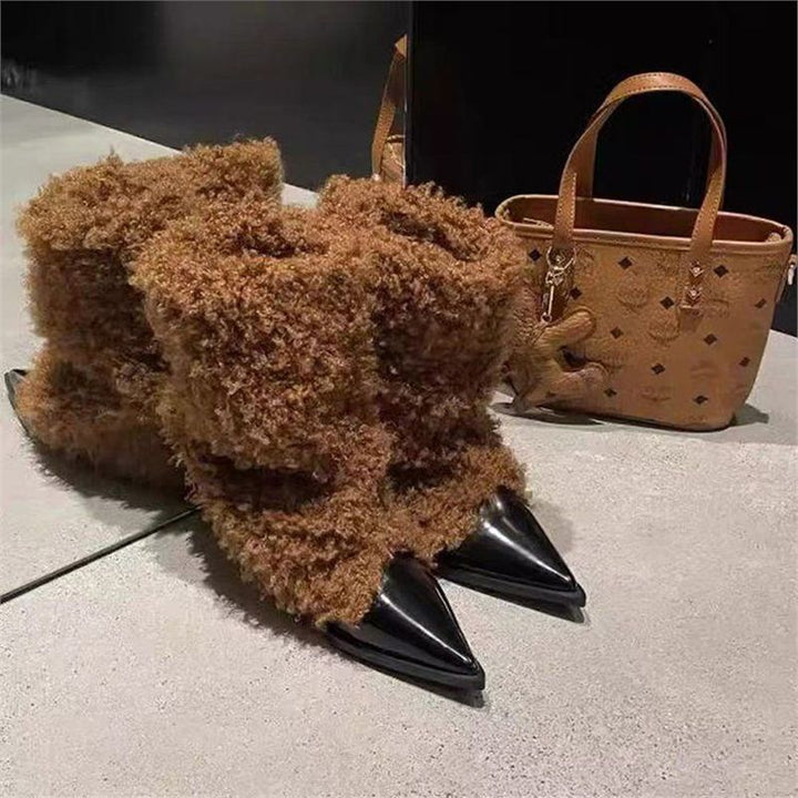 Damen Flauschige Schaftstiefel mit spitzer Lackkappe und Teddy-Finish Drune
