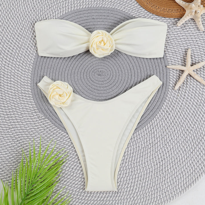Damen Bandeau-Bikini mit dekorativen Blumenakzenten Drune