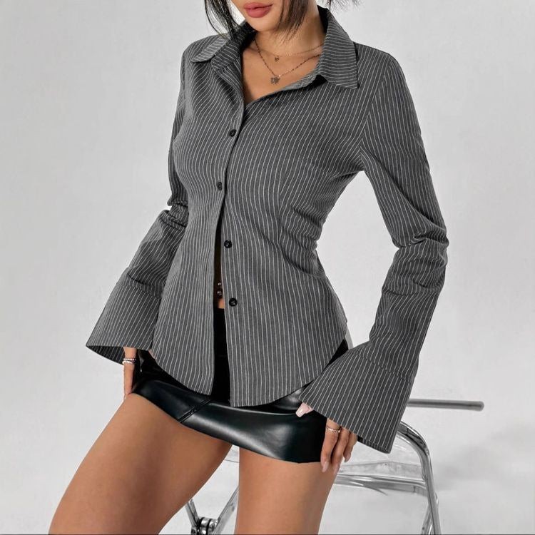 Damen Taillierte Nadelstreifen-Bluse mit ausgestellten Manschetten Drune