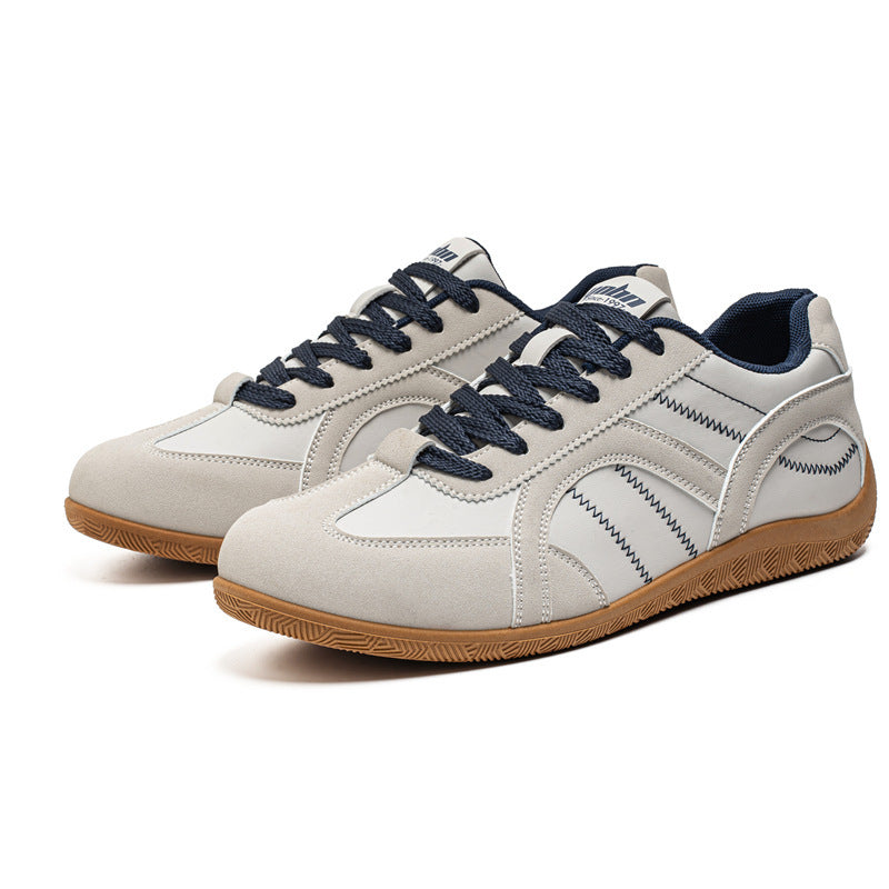 Herren retro-inspirierte Low-Top Freizeit-Sneaker mit Wildlederoptik, gepolstertem Knöchelkragen und griffiger Gummilaufsohle Drune