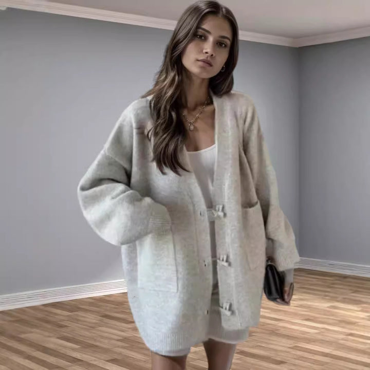 Damen gemütlicher Knitwear Cardigan mit großen Taschen und hochwertigen Knopfdetails Drune