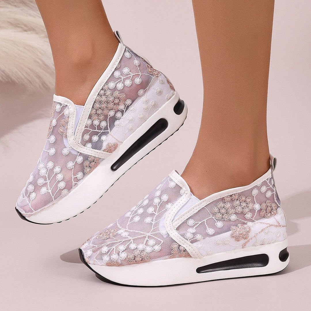 Damen Elegante und luftige Sneakers mit floraler Bestickung Drune