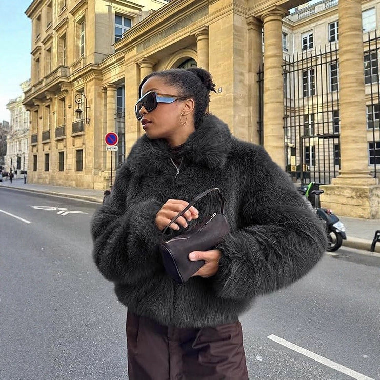 Damen Kurze Boxy‑Faux‑Fur‑Fliegerjacke mit dichtem Hochflor und breitem Umlegekragen Drune