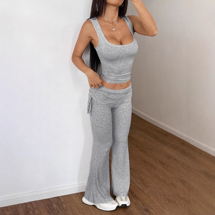 Damen Legere Sportbekleidung mit figurformendem Oberteil und weiten Hosen Drune