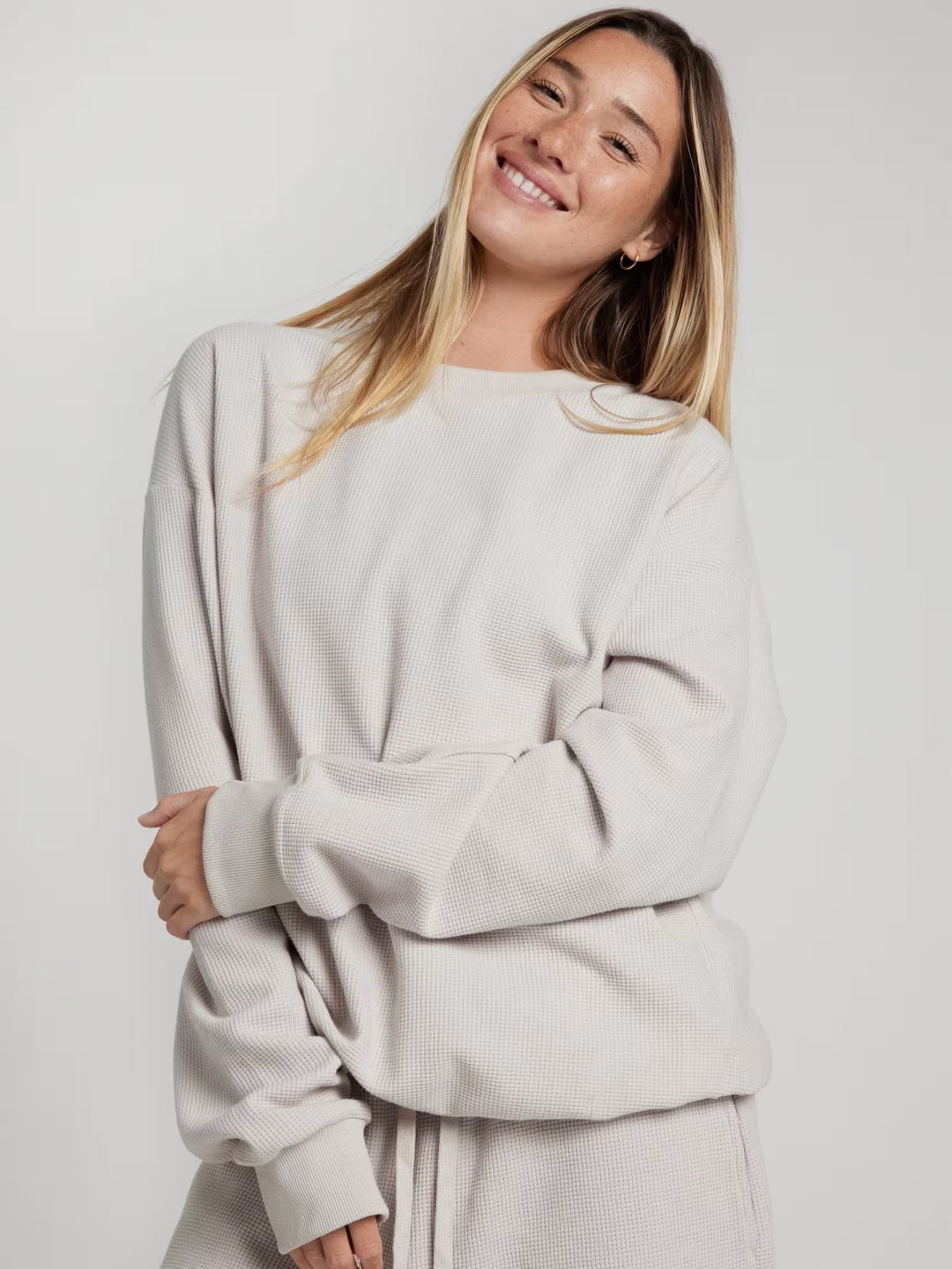 Damen geräumiges Waffelstrick-Loungewear-Set mit Rundhalsausschnitt und Tunnelzughose Drune