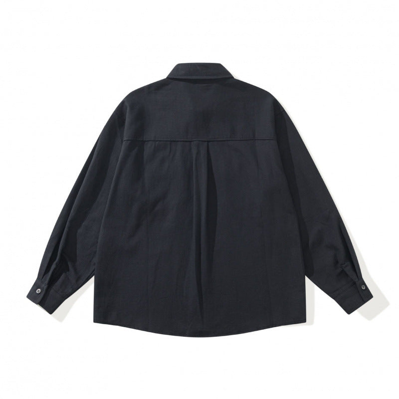 Unisex Boxy-Overshirtjacke im Utility‑Stil mit aufgesetzten Klappentaschen und Hemdkragen Drune