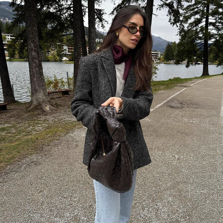 Damen Kurztaillierter Doppelreiher-Blazer aus Bouclé‑Tweed Drune