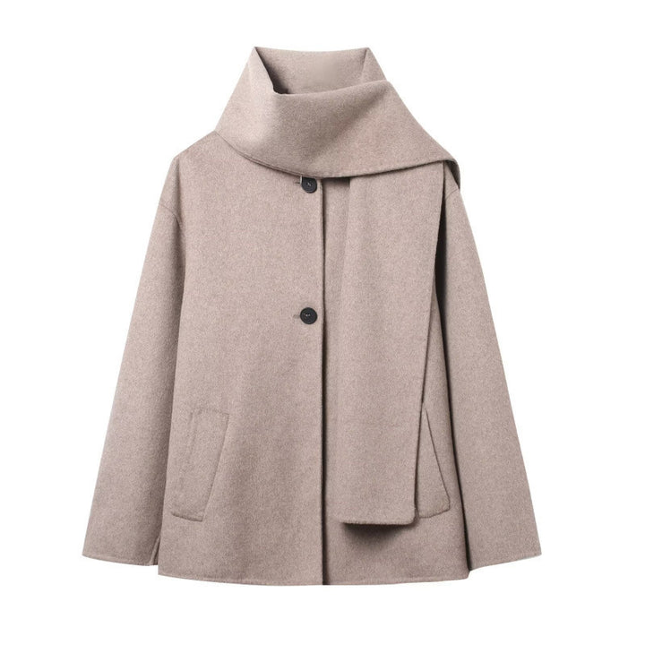 Damen Kurzcape‑Mantel mit überlappendem Schalkragen und verdeckter Knopfleiste Drune