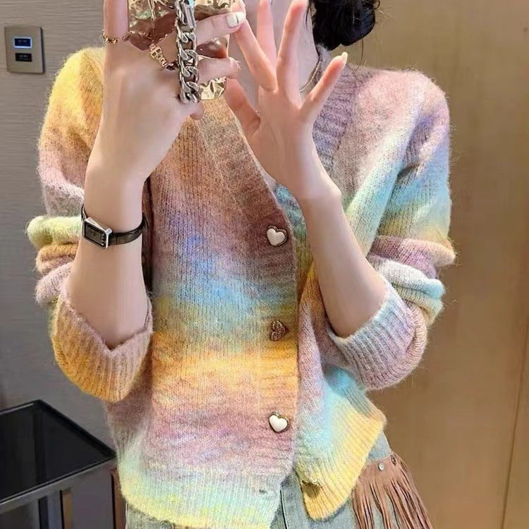 Damen Strickjacke mit Farbverlauf und herzförmigen Knöpfen Drune