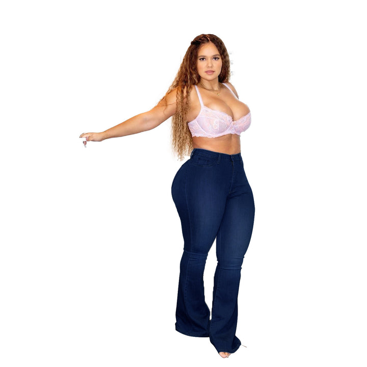 Damen High-Waist Flared-Jeans im figurformenden Curvy-Cut Drune