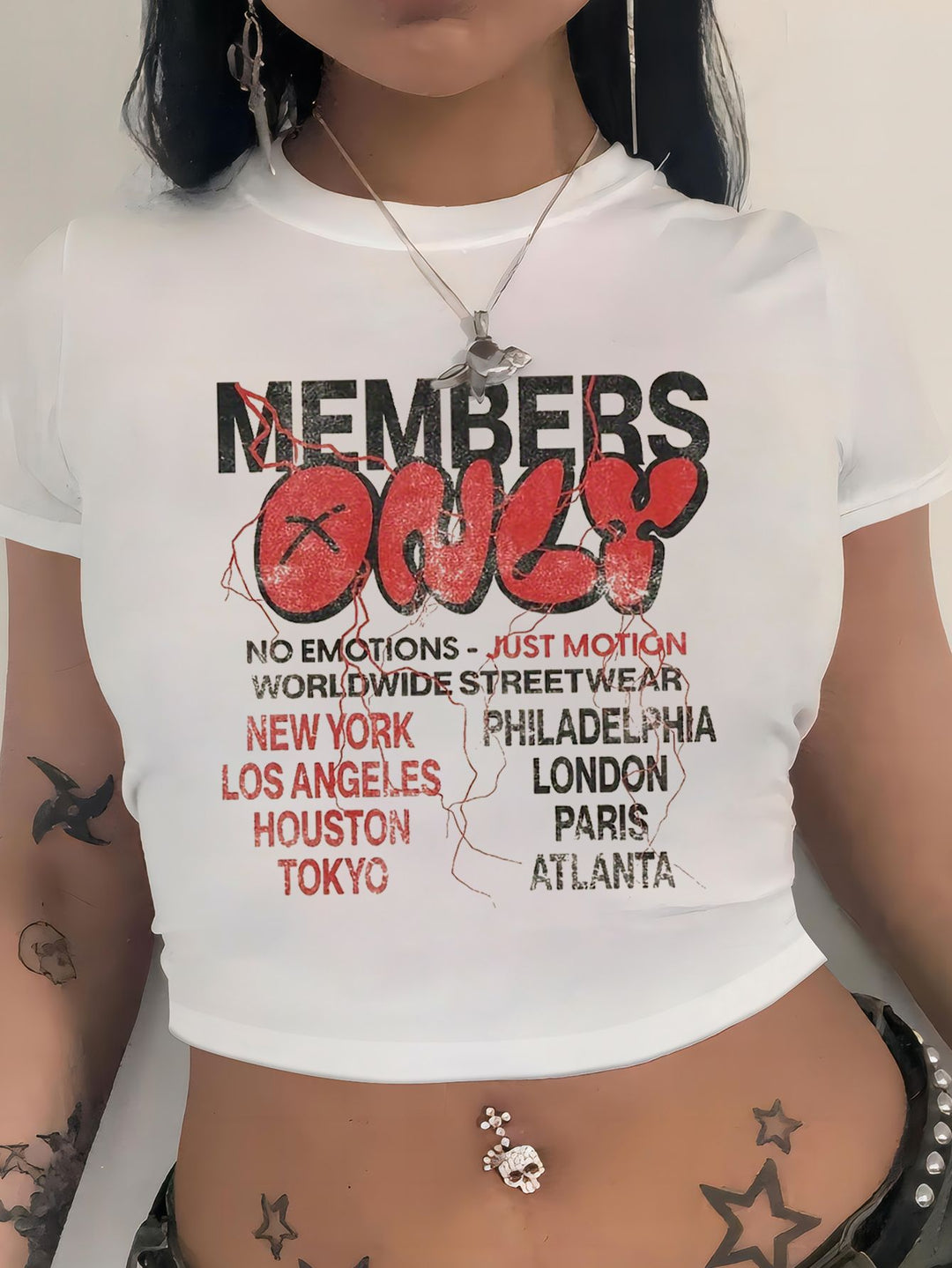 Damen Crop-Top mit auffälligem Schriftzug Drune
