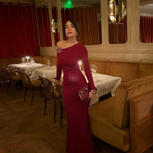 Damen Elegantes Maxikleid mit asymmetrischem Ausschnitt und figurbetontem Schnitt Drune