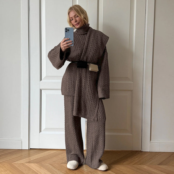 Damen Strickanzug mit hohem Kragen und weitem Schnitt Drune