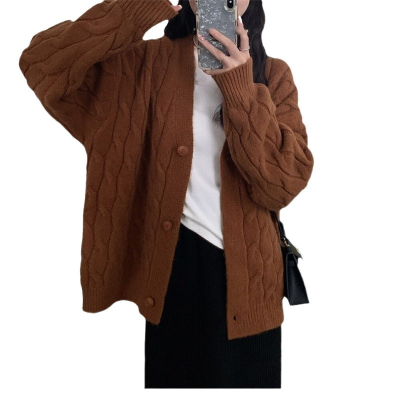 Damen Grobstrickjacke mit elegantem Zopfmuster und bequemen Knopfdetails Drune