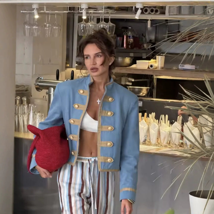 Damen Kurzblazer im Offiziersstil mit goldenen Zierleisten und Stehkragen Drune