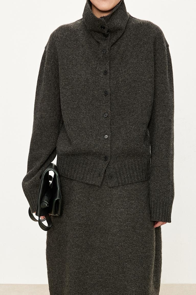 Damen modischer Strickcardigan mit hohem Kragen und Knopfleiste Drune