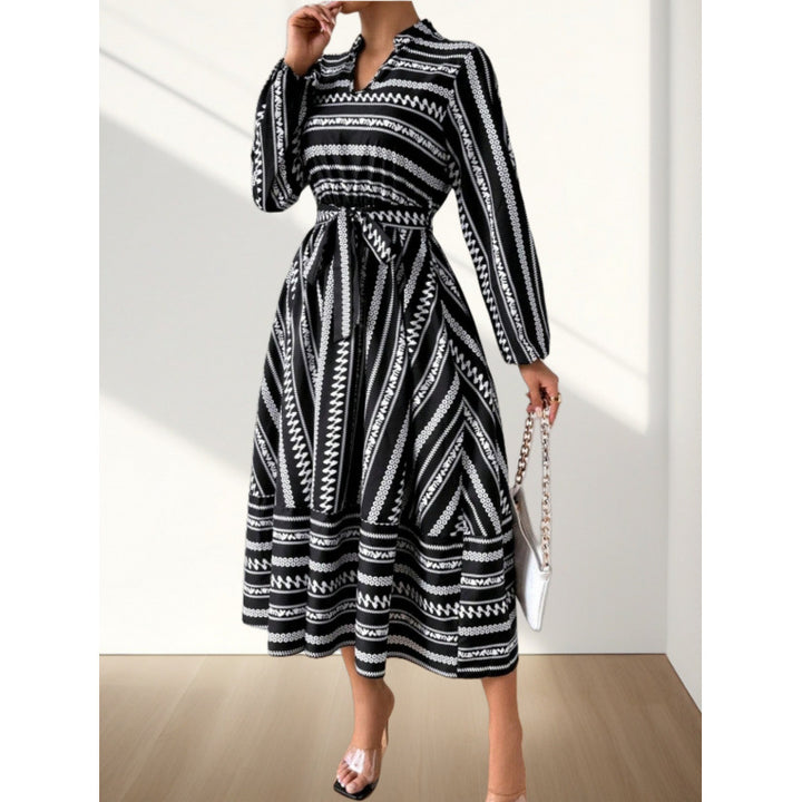 Damen Maxikleid mit modernem geometrischem Muster und schönem Taillengürtel Drune
