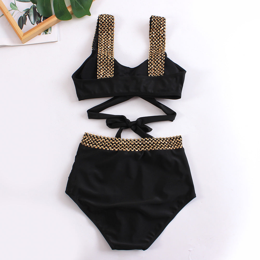 Damen Hochgeschnittener Bikini mit modischem Wickeloberteil und glamourösen Akzenten Drune