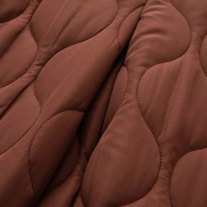 Damen nan gesteppte Übergangsjacke mit organischer Wellensteppung, Knopfleiste und eingesetzten Schrägtaschen Drune