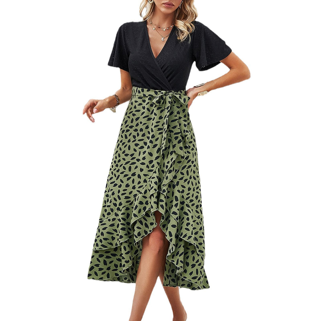 Damen Wickelkleid mit floralem Design und voluminösem Rock Drune