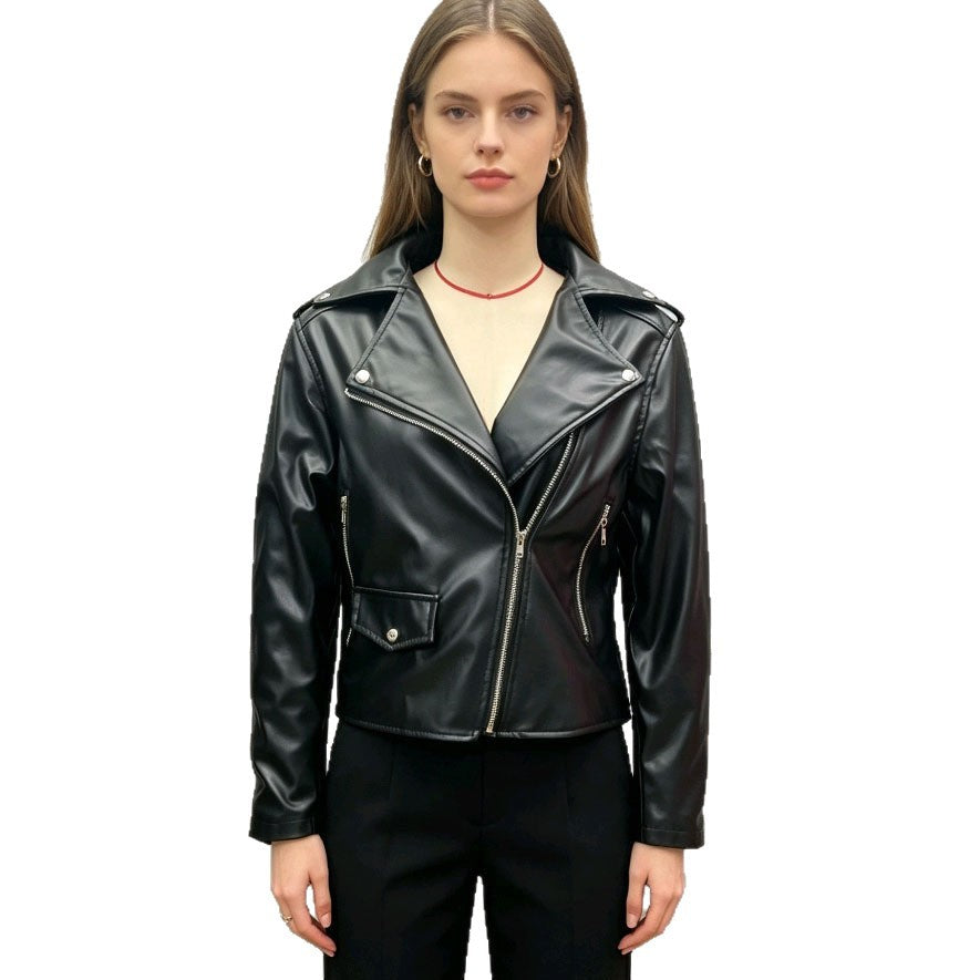 Damen nan figurbetonte Bikerjacke aus Kunstleder mit asymmetrischem Reißverschluss und aufgesetzter Klappentasche Drune