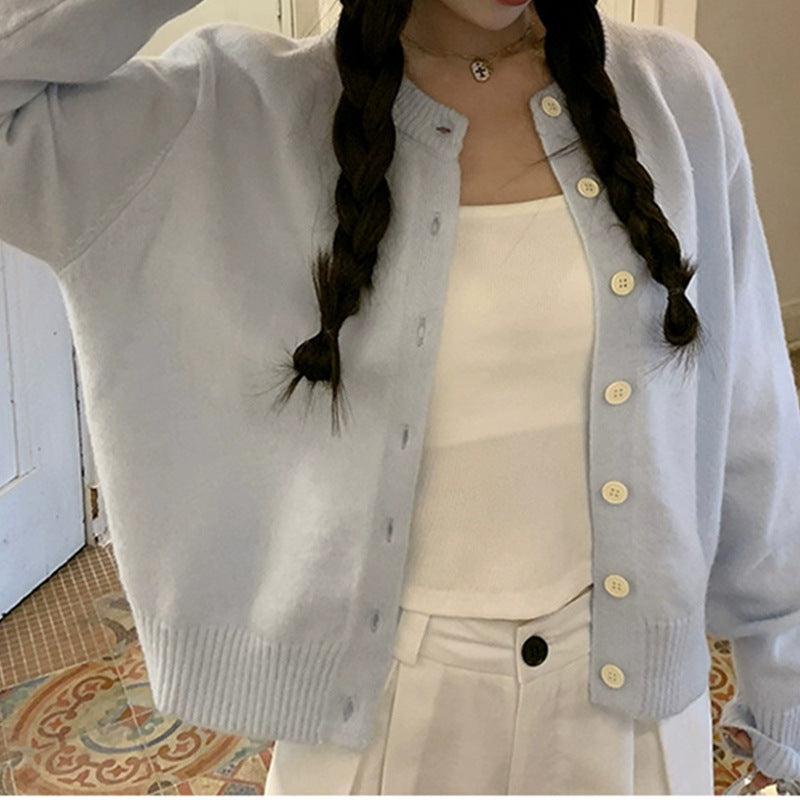 Damen weiche Strickjacke mit feinen Knöpfen und modernem Schnitt Drune