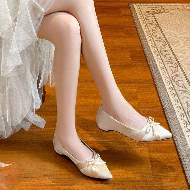 Damen Elegante spitz zulaufende Satin‑Ballerinas im Slipper‑Stil mit zierlicher Schleife Drune