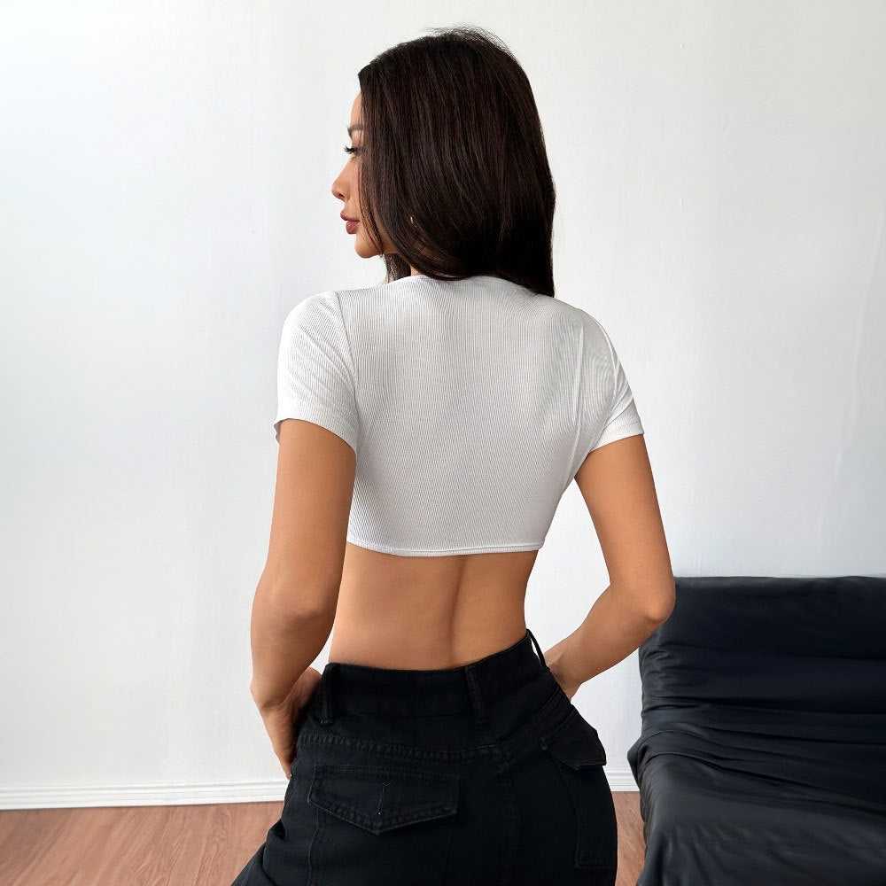 Damen cropped Wickelshirt mit tiefem V-Ausschnitt und modischen Akzenten Drune