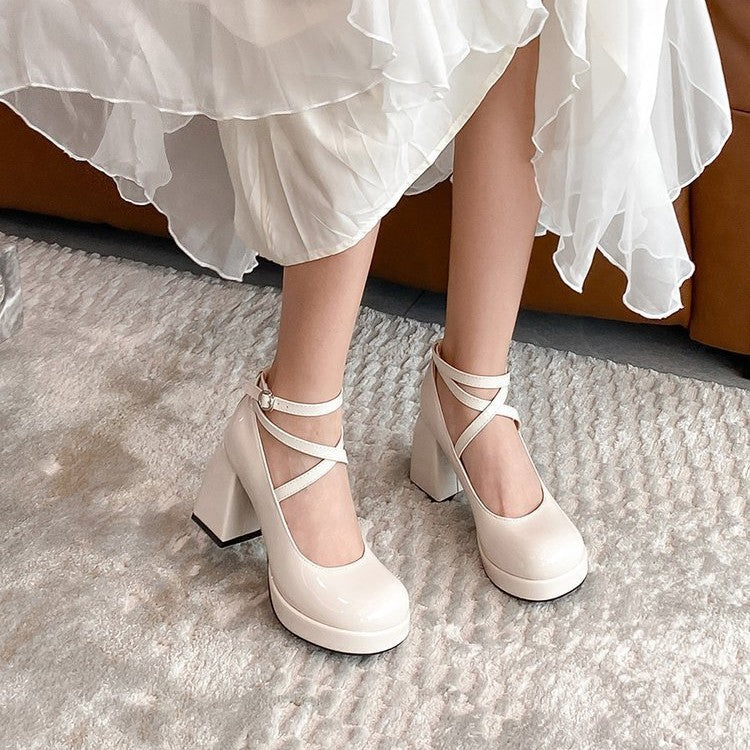 Damen elegante Hochglanz-Pumps mit verstellbarem Riemen und stabiler Sohle Drune