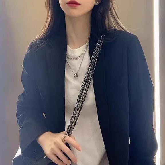 Damen Eleganter Kurzblazer mit subtiler Struktur Drune