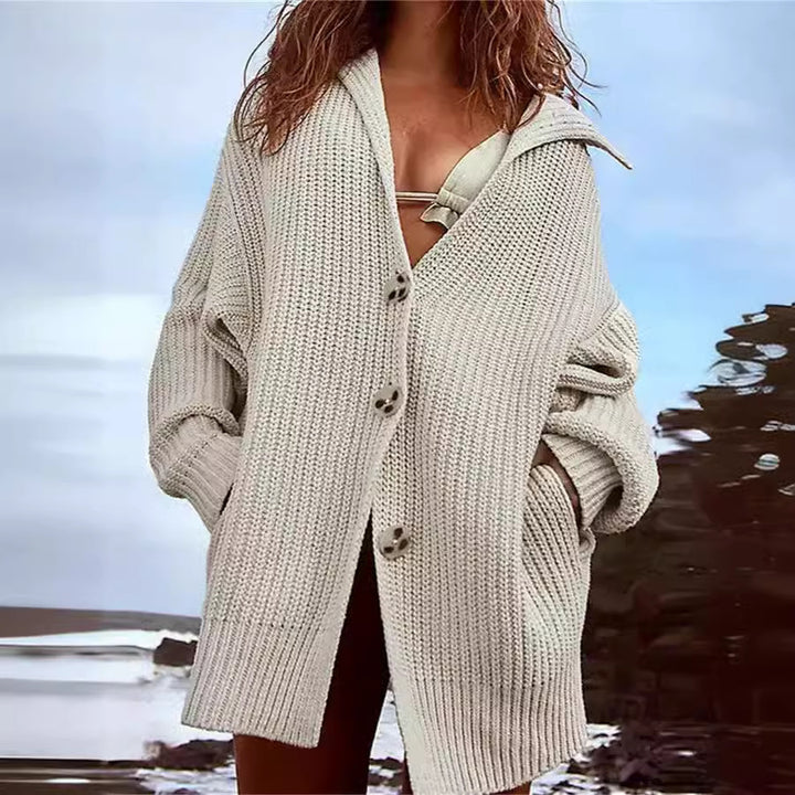 Damen Grobstrickjacke mit modernem Reverskragen und dekorativen Knöpfen Drune