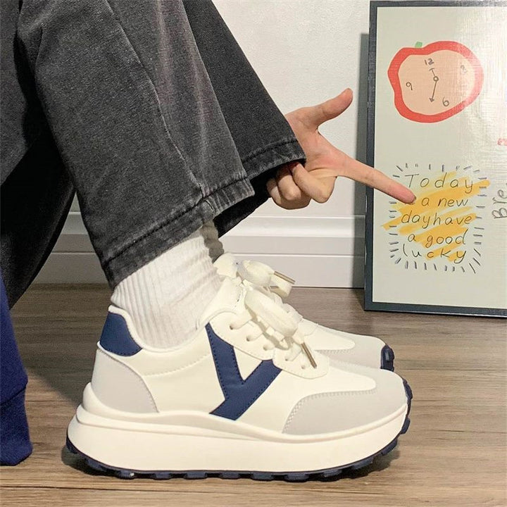 Damen Plateau-Sneaker mit kontrastierendem V-Design, dicker Profilsohle und gepolstertem Komfortkragen Drune