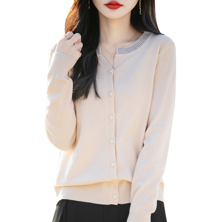 Damen Kurzcardigan aus ultrafeinem Baumwollmix mit funkelnder Kristallkante und Ton-in-Ton-Knopfleiste Drune