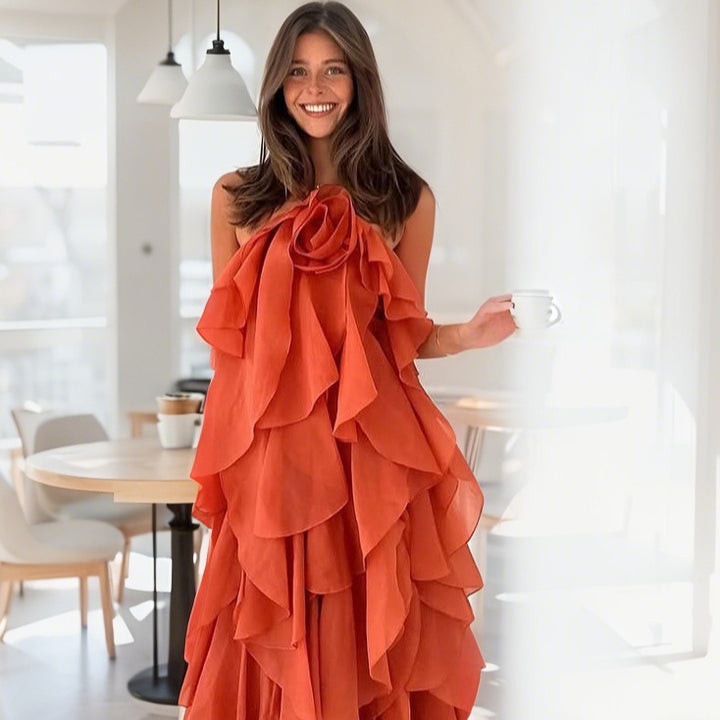 Damen luftiges Maxikleid mit geschichteten Rüschendetails und zarter Blumenapplikation Drune