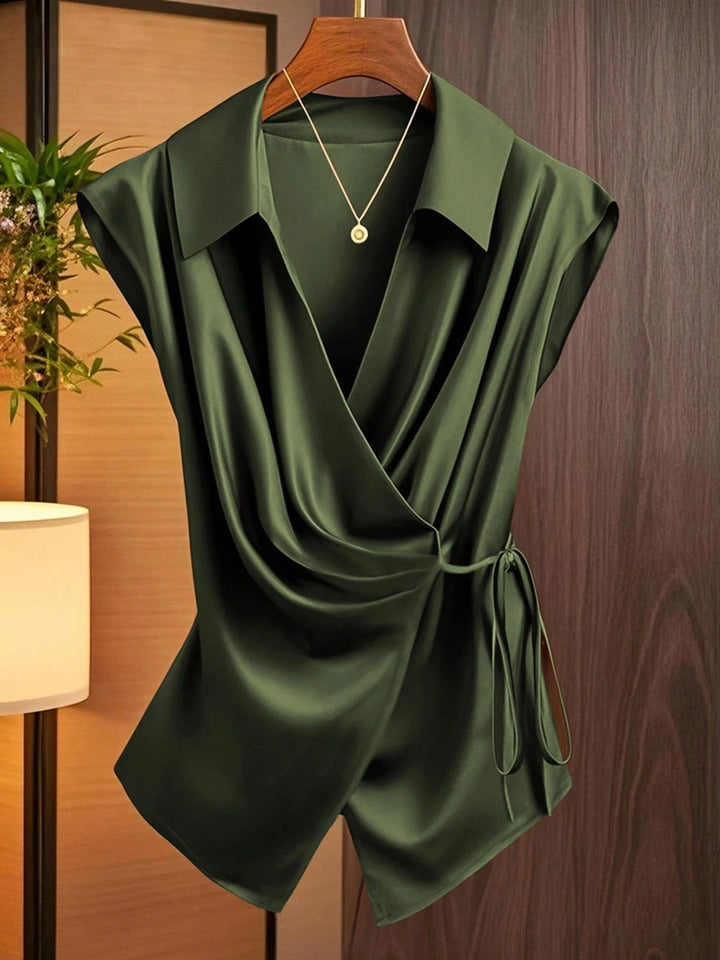 Damen Bluse mit eleganter Wickeloptik und fließendem Satinfall Drune